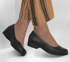 Work: Naulia Skechers sale