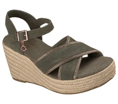 Martha Stewart: Iris - Modest Queen Skechers US