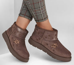 Slip-ins: Keepsakes Cozy - Cozy Mini Floral Skechers on sale