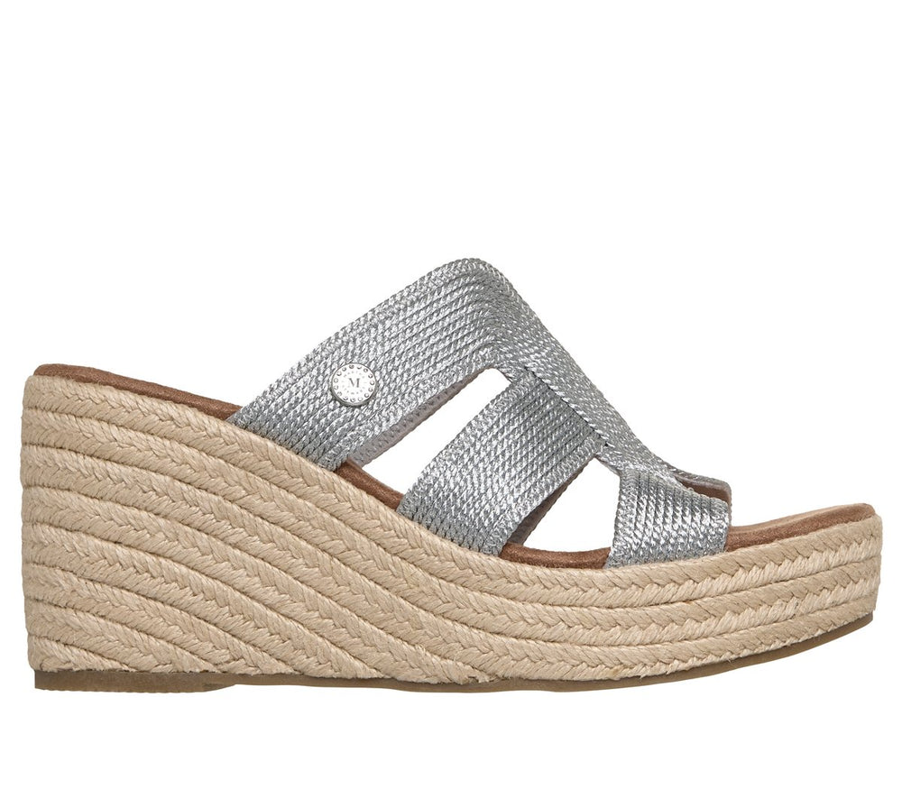 Martha Stewart:Iris - Unstoppable Skechers outlet