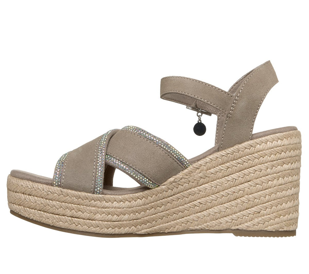 Martha Stewart: Iris - Modest Queen Skechers discount