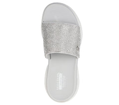 Martha Stewart: Massage Fit Edge - Radiance Skechers US