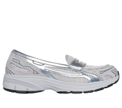 Var-City Skechers outlet