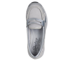 Var-City Skechers outlet