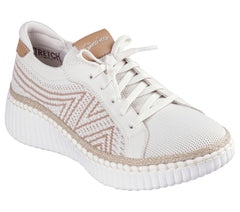 Wilshire Blvd - Bellevue Skechers outlet