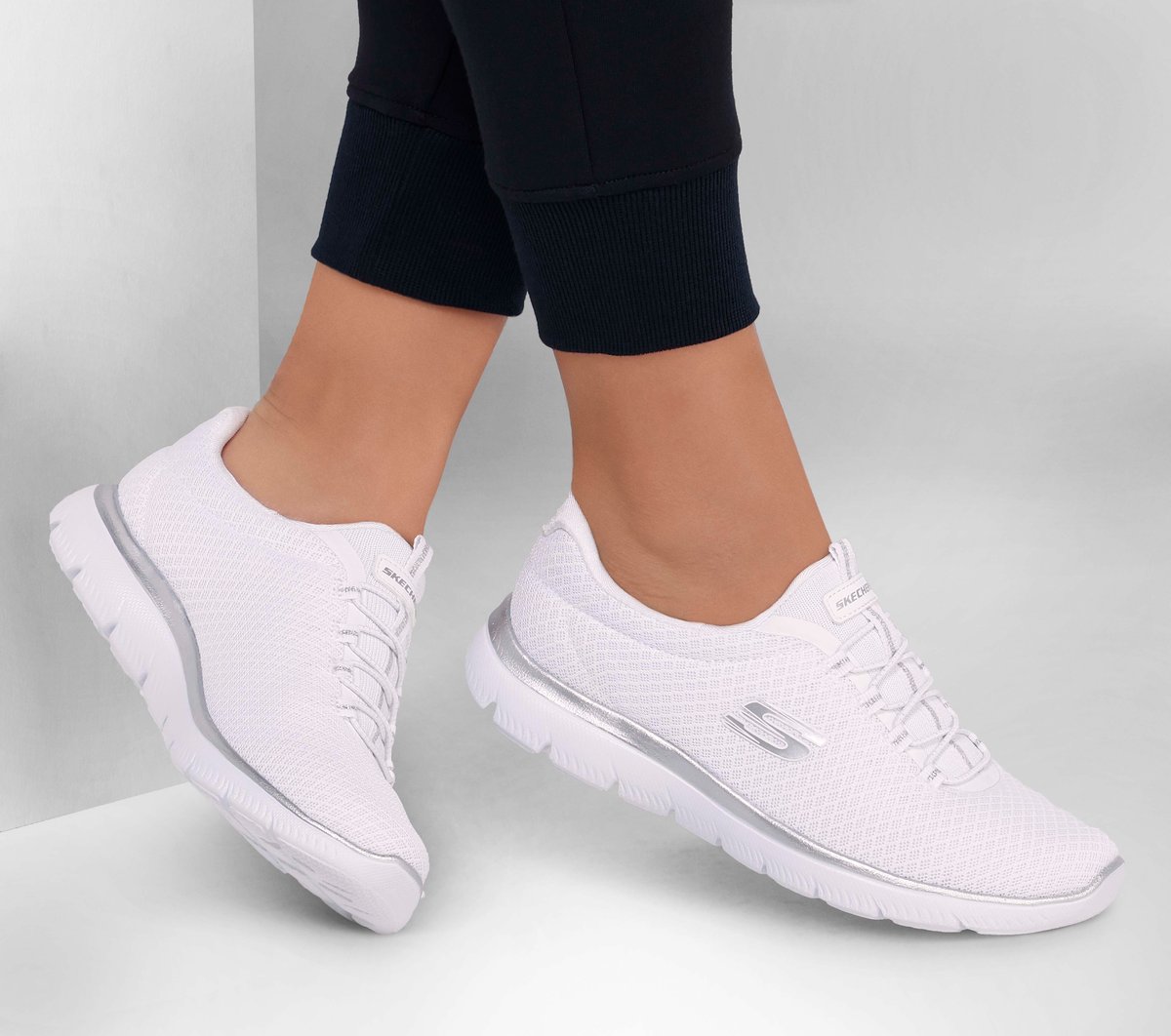 Summits Skechers online