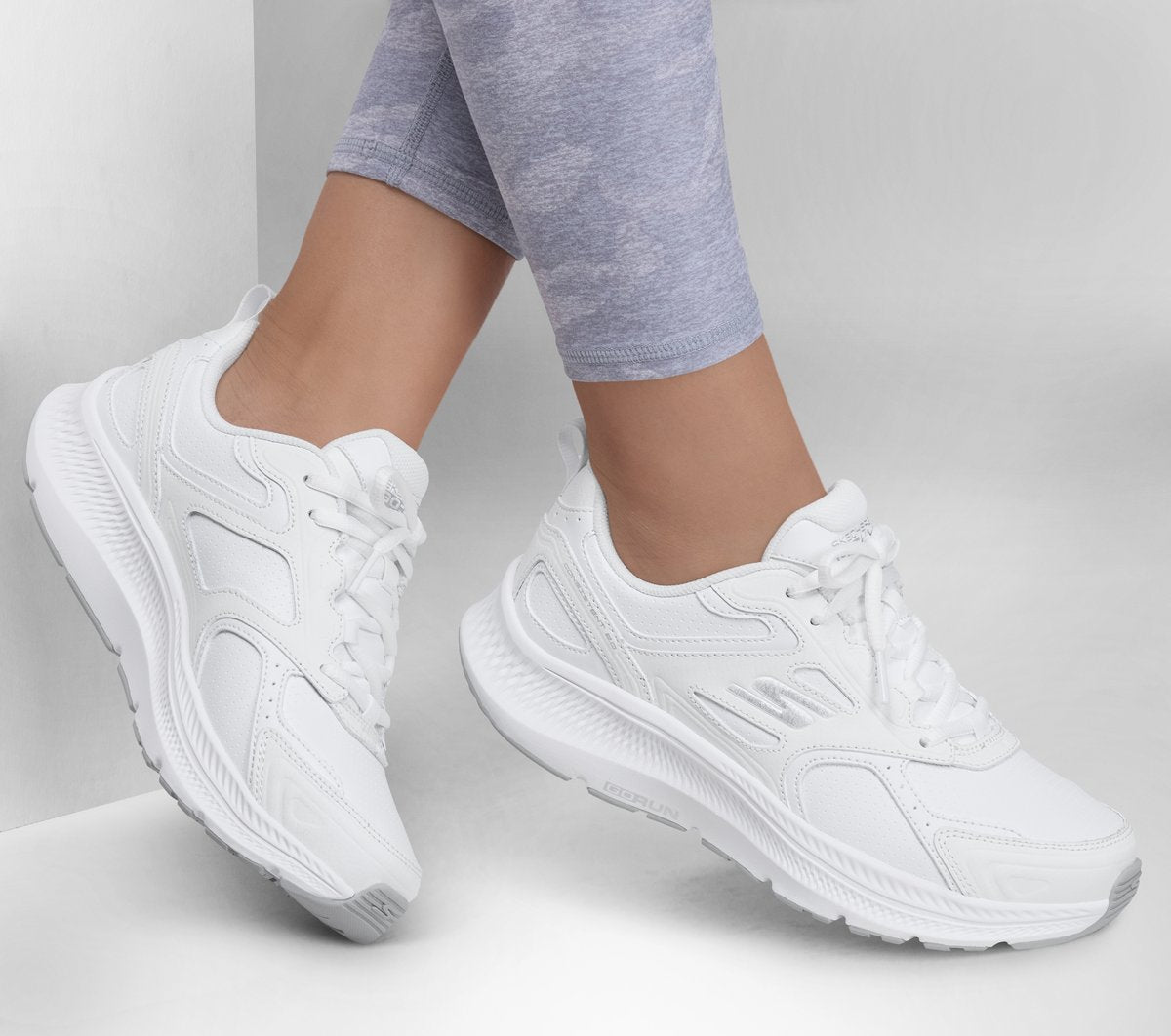 GO RUN Consistent 2.0 - Sumpter Trail Skechers sale