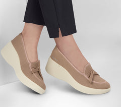 Relaxed Fit: Parallel Lite - Soaring Softly Skechers US