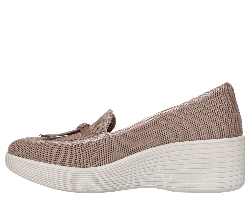 Relaxed Fit: Parallel Lite - Soaring Softly Skechers US