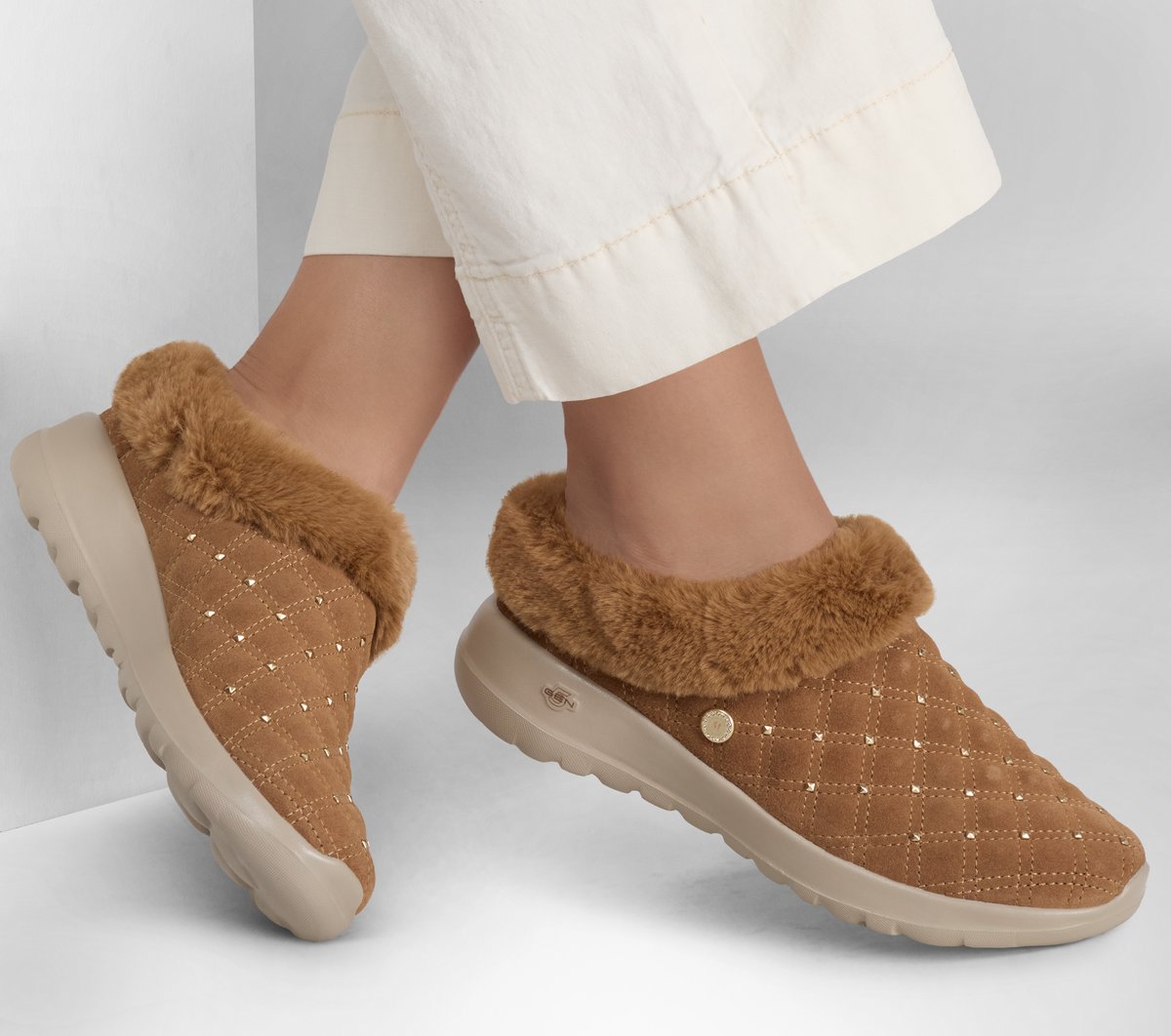 Martha Stewart: On-The-GO Joy - Mallie Skechers outlet