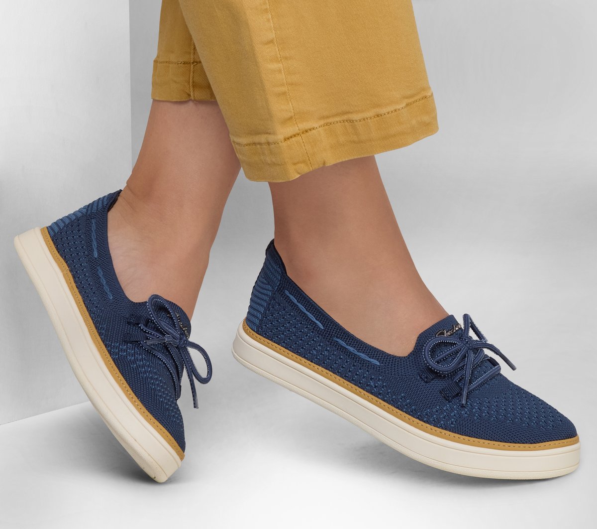 Coastal Drive Skechers online