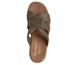 Martha Stewart:Iris - Unstoppable Skechers discount