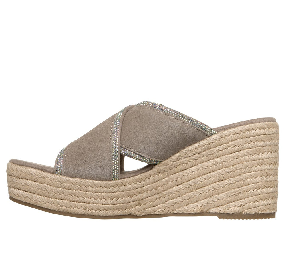 Martha Stewart: Iris - Elegant Skechers online